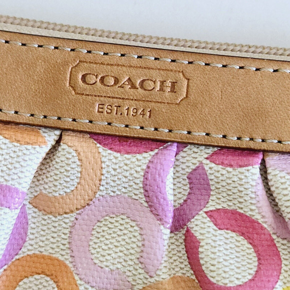 Coach Wristlet Pink Op Art Signature Zip Clutch Vachetta Leather Trim Retro Y2K - Picture 2 of 12